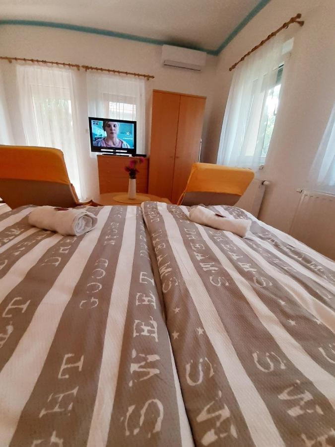 Petra Apartmanház Kehidakustány Exterior foto